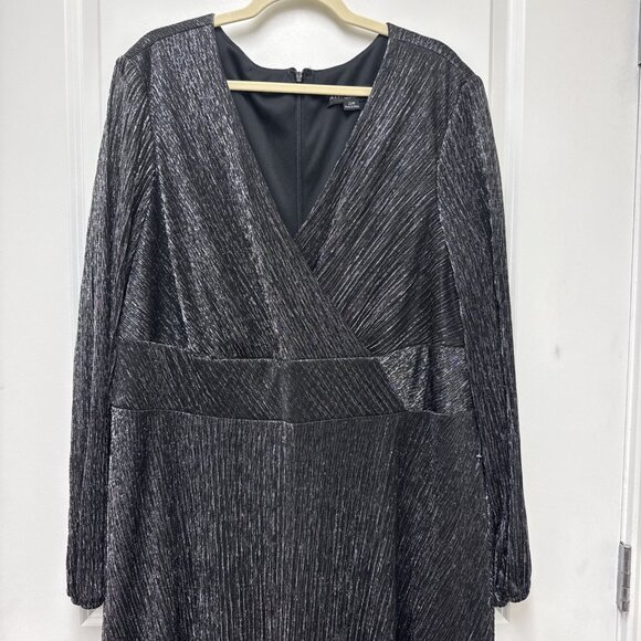 Betsy & Adam Plus Size 22W Black Metallic Long-Sleeve Wrap Cocktail Dress Gown - Picture 6 of 11